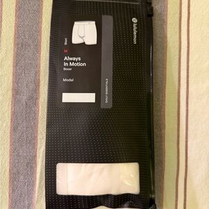 lululemon athletica Always In Motion Boxer - White